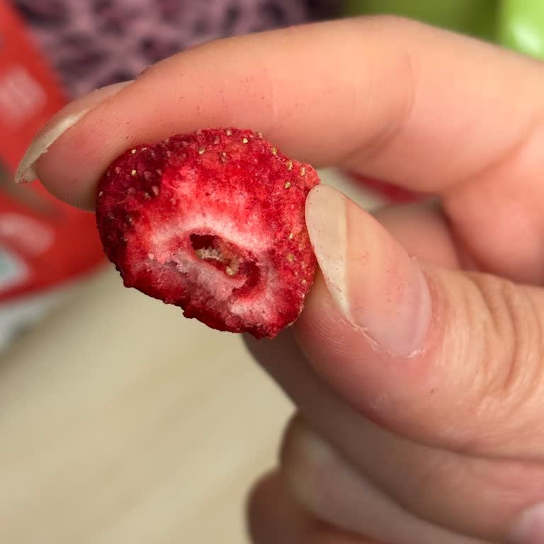 Kurt Çıkan Dondurulmuş Çilek Ürününde Gıda Güvenliği Sorunu