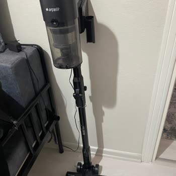 Şarjlı Dik Süpürge SD9361'de Çöp Haznesi Tıkanıklığı Ve Atık Dökülmesi