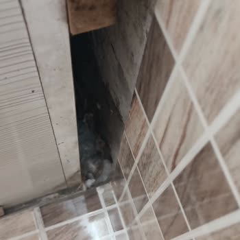 Sandıklı Hüdai Termal Otel Hijyen ve Konfor Açısından Kabul Edilemeyecek Şartlarla Karşılaştım