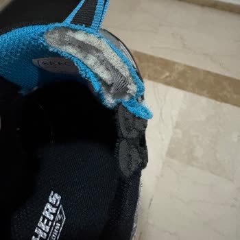 Kısa Sürede Yırtılan Skechers Ayakkabı İçin Üretim Kusuru Reddi