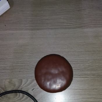 Ambalaj Görseli Yanıltıcı, Luppo Sandviç Kakaolu Boyutu Çok Küçük