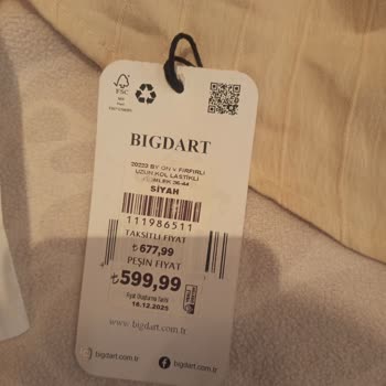 Vişne Mağazasında Fiş Ve Etiket Sunulmasına Rağmen Değişim Reddi Ve Kaba Tavır