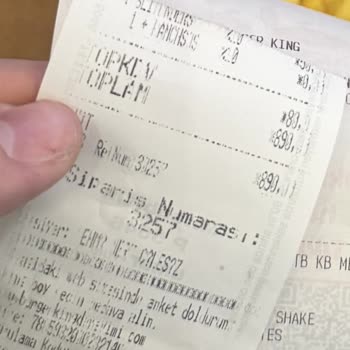 İzinsiz Eklenen Kova Boy Patates Ve Milkshake İçin Fazla Ücret Ve Şeffaf Olmayan Fiş