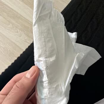 Molfix 6 Numaralı Bebek Bezinde Pişik Ve Sahte Ürün Şüphesi