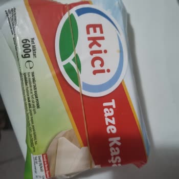 Ekici Kaşar Peyniri Açıldıktan Sonra Küflendi Ve Sağlık Riski Oluştu