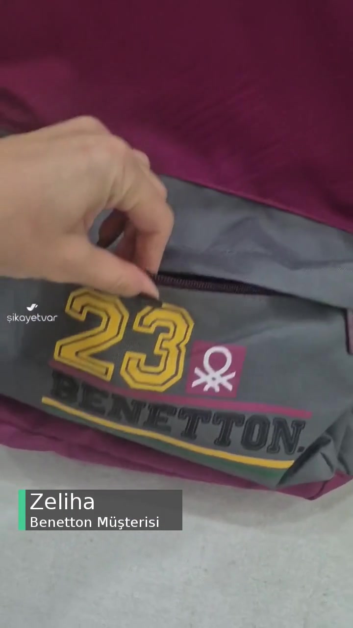 Benetton Sırt Çantası Bozuk Fermuar videonun kapak resmi