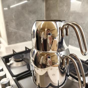 Az Kullanımda Çaydanlıkta Sararma Ve Kireçlenme, Güvenimi Kırdı