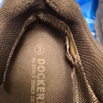 Su Geçirmez Olması Gereken Ayakkabıda Su Alması Ve Yırtılma: Değişim Veya İade Talebi