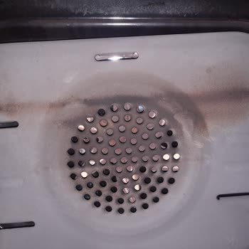 Samsung Ankastre Fırında Fan Kapağı Vidaları Çürüdü, Garanti Dışı Ücretsiz Değişim Talebi