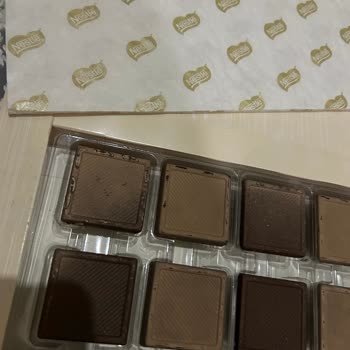Migros'tan Aldığım Nestle Madlen Çikolatalarının Bozuk Çıktığı İçin Sağlık Endişesi