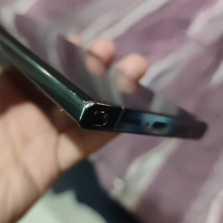 Mükemmel Duyurulmuş Samsung S23 Ultra’da Fiziksel Hasar Ve Teknik Arıza