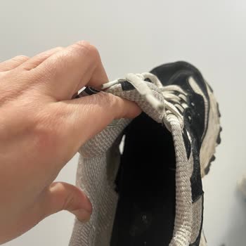 Skechers Ayakkabısının Altı Ayda Kenar Yırtılması Üretim Hatası Olarak Reddedildi