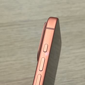 Kozmetik Kusurlu İPhone 17 Pro Max İçin Tam İade Talebi