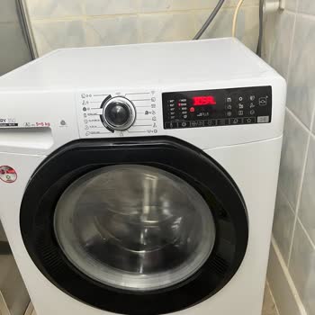 Su Kaçıran Ve Çalışmayan Çamaşır Makinesine Hızlı Servis Ve Değişim Talebi