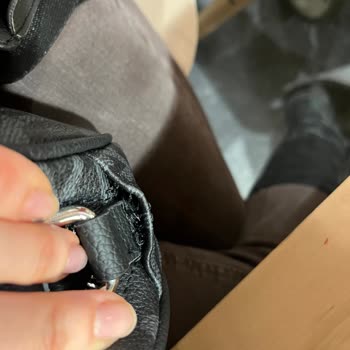 Boyner'den Aldığım Nautica Çanta Kısa Sürede Sapı Koptu Ve İade Talep Ediyorum