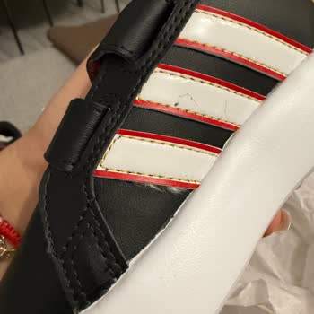 Adidas Mağazasında Yanıltıcı Poşet Ve İade Reddi