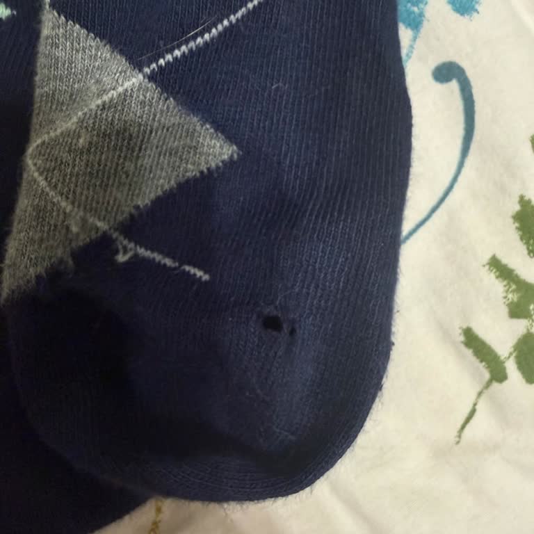 Defolu Çorap İçin Geciken İade Ve Yetersiz Müşteri Desteği