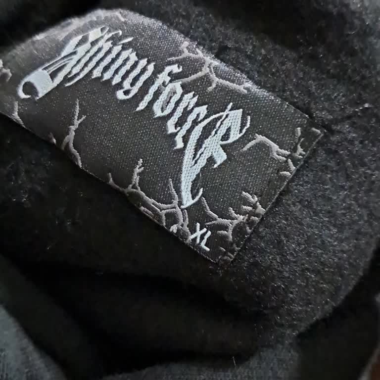 Shiny Force Sent Wrong Size and Ignored My Messages