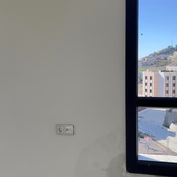 Antakya Deprem Konutlarında Yaşanmaz Durum Su Sızıntısı Çarpık Duvarlar Ve Eksik Bakım