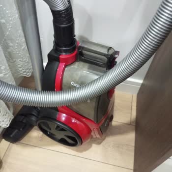 Samsung Vc07r302mvr/TR Model Süpürge Halıda Hareket Etmiyor Ve Değişim Talep Ediyorum