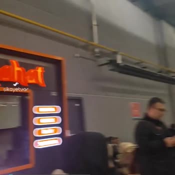 İstanbul Konfor İhmal Ve İnsanları Bekletme