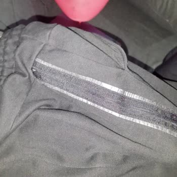 Arka Cepteki Fermuar Kısa Sürede Bozuldu, Hızlı Değişim Talebi