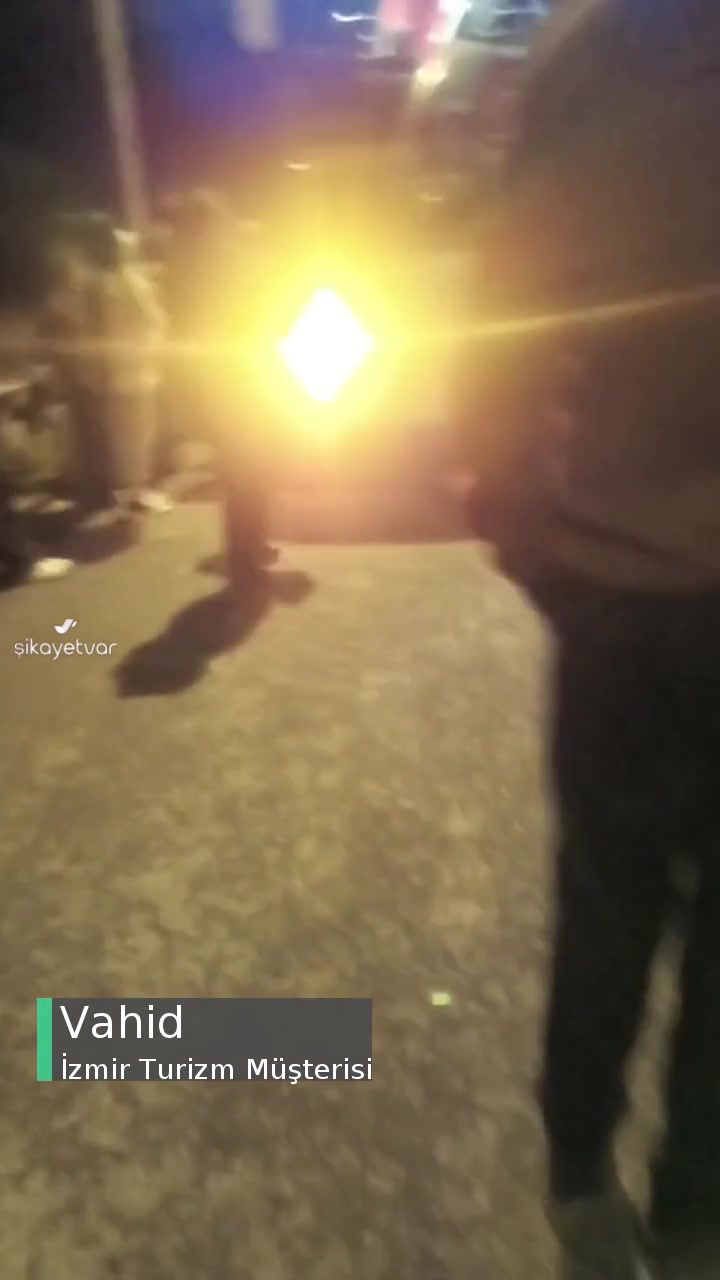 İzmir Turizm 35z5305 Numaralı İzmir İstanbul Otobüsü Arıza Yaptı Yolda! videonun kapak resmi