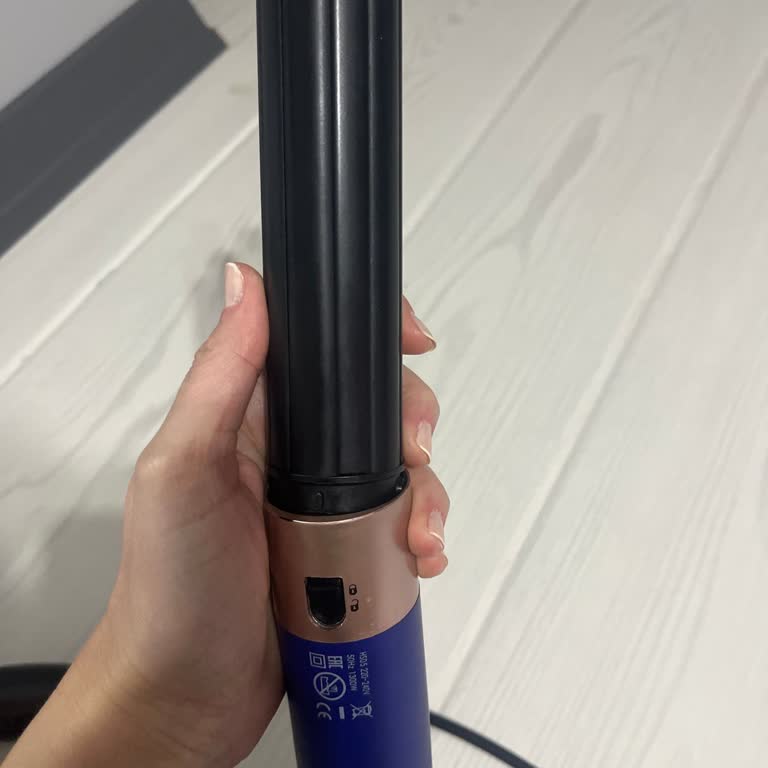 Dyson Corrale Saç Şekillendiricisi Kilitlenmiyor Ve Çabuk Düşüyor