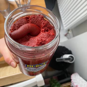 Domates Salçası Kapak Açılışındaki Rahatsız Edici Görünüm Güveni Sarsıyor