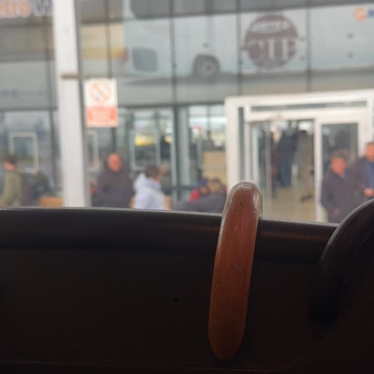 Metro Turizm'de Gecikme, Klima Yokluğu Ve Kaba Şoför Nedeniyle Ücret İadesi Talebi