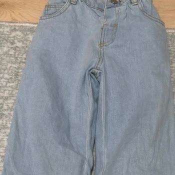 LCW Çizgili Çorap Ve Çocuk Jeans Ürünlerinde Hızlı Tüylenme Ve Diz Aşınması