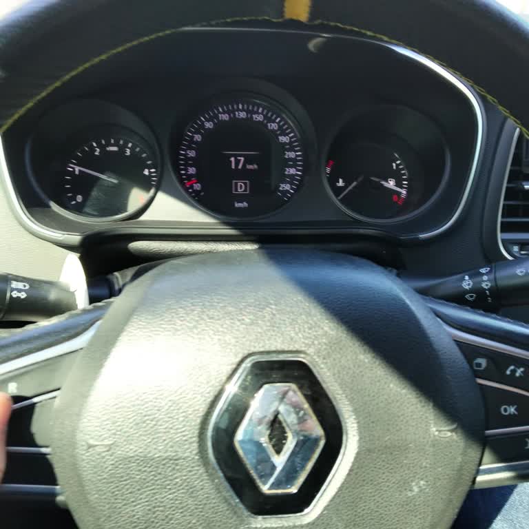 Renault Megane Kilometre Sayacında Eksik Sayma Ve Servis Tanısında Başarısızlık