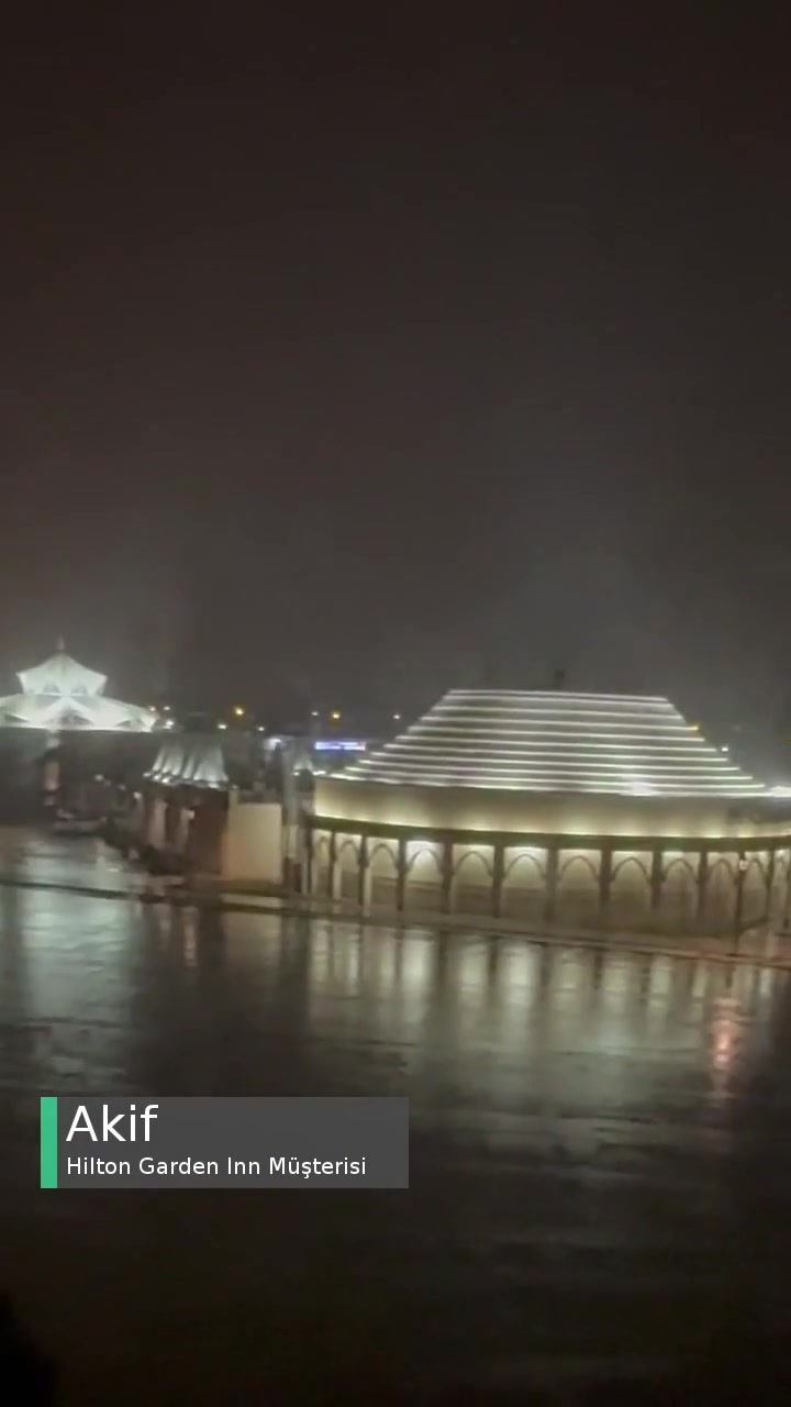 Hilton Garden Inn Yağmur Sesinden Uyuyamamak videonun kapak resmi