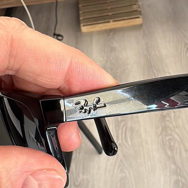 Orijinal Olmayan Gözlük Ve Satıcı Cevapsızlığı Nedeniyle İade İsteği