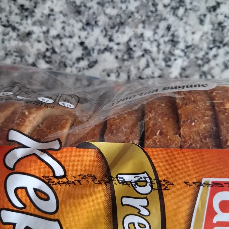Geçmiş Son Kullanma Tarihli Ekmekle Sağlık İhlali Ve Yetersiz Geri Ödeme