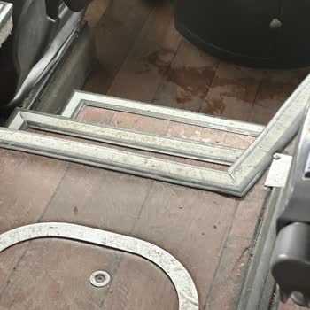 Şehir Servisi Yanıltması, Kirli Otobüs Ve 2 Saat Gecikme Nedeniyle Toplantıya Geç Kalındı