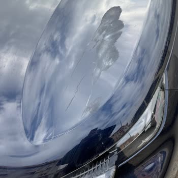 NG Afyon Wellness & Convention Valeye Teslim Ettiğim Aracın Kaput Kısmına Alçı Dökülmüş