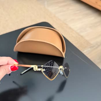 Alisverisim.airmaxx | Ezgi Albayrak Gucci Güneş Gözlüğü Sahte Çıktı Ve İade Talebim Cevapsız