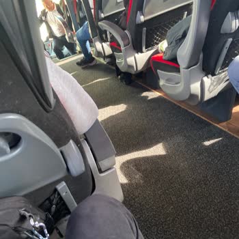 Adana Otogarı'nda Kamil Koç Personelinin Saygısız Tutumu Ve Otobüste Sigara İçilmesi