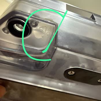 Teknik Serviste Sürekli Arıza Yaşayan Roborock S8 Pro İçin Tam İade Talebi
