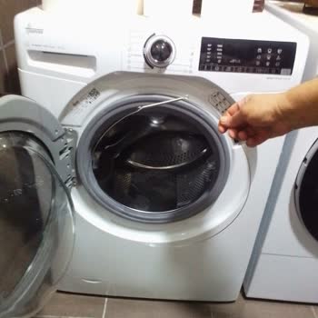 Hoover Çamaşır Makinesindeki Sızıntı Ve Ücretli Servis Talepleri