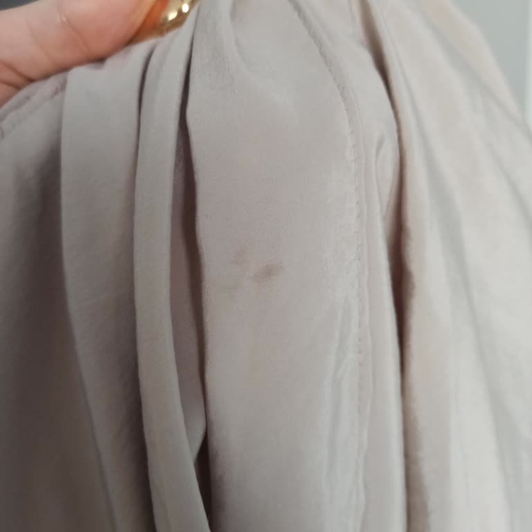 Parfümlü Ve Lekeli Ürün İadesi Uzayan Süre Ve Cevapsız Destek