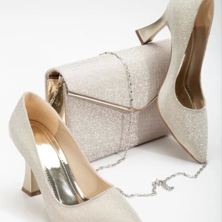 Siparişteki Ayakkabı Ve Çanta Eksik Geldi