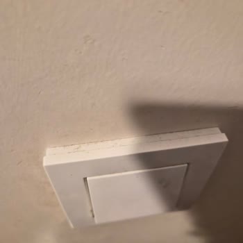 Temizlikte Bırakılan Kirli İzler Ve Ücret İadesi Talebi