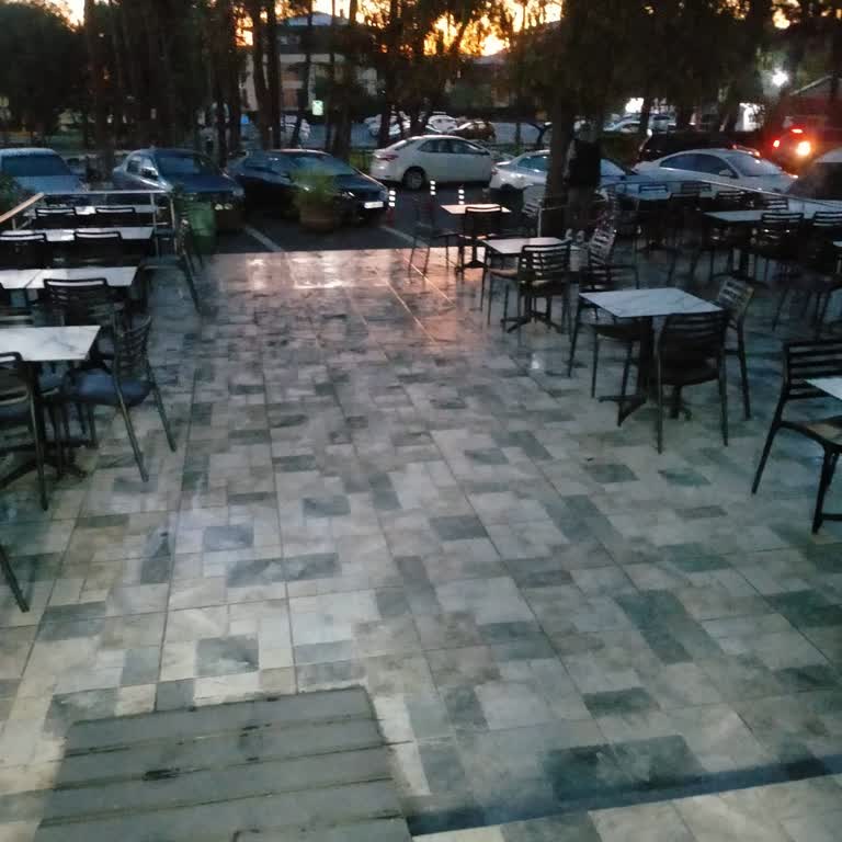 Kafeteryada Nakit Ödeme Seçeneğinin Olmaması