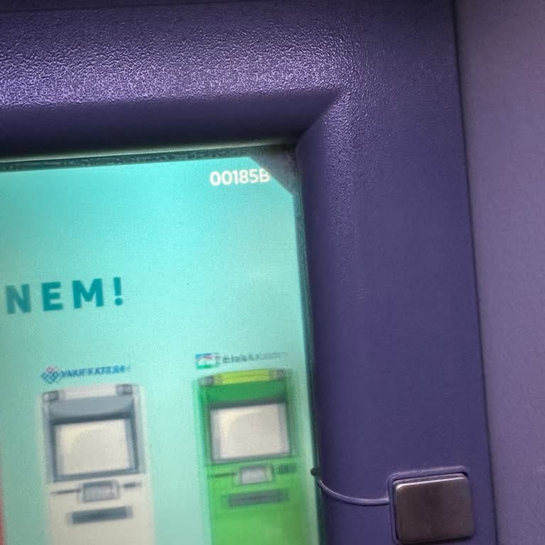 VakıfBank ATM’sinde Yatırılan 9.000 TL Hesaba Yansımıyor