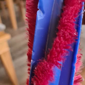 Dyson Robot Süpürge Fırça Lastiği 3 Haftada Yırtıldı Ücretsiz Değişim Talebi