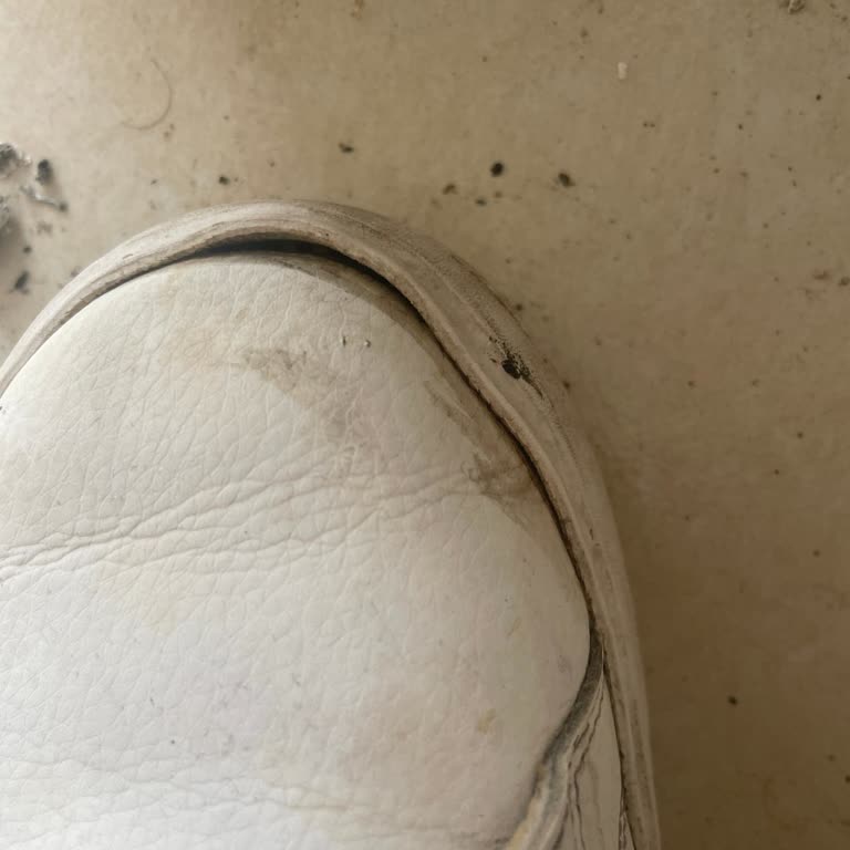 Ayıplı Adidas Ayakkabısında Açılma Sorunu Ve İade Talebi