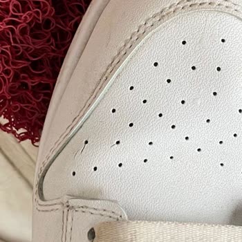 Ayakkabı Kısa Sürede Açıldı, Satıcı Cevap Vermedi