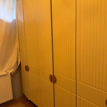 Puffy Koltuk Takımında Hızlı Çökme Ve Gardıroplarda Açılmayan Kapaklar İçin Garanti İadesi Talebi